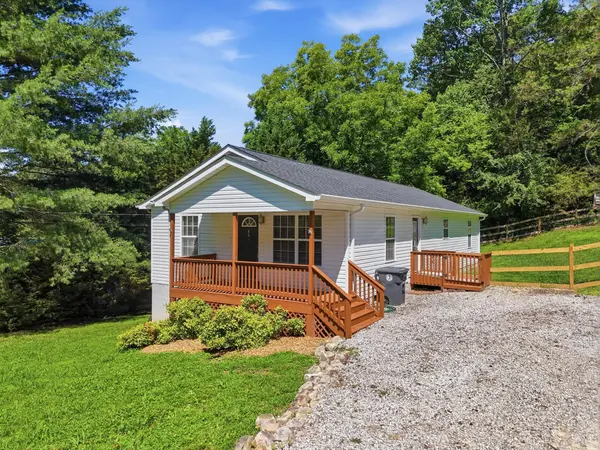 617 Bradley Avenue, La Fayette, GA 30728