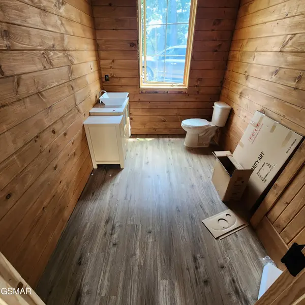 2065 Spurling Road, Sevierville, TN 37876