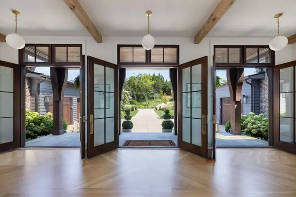 9289 Fordham Dr, Brentwood, TN 37027