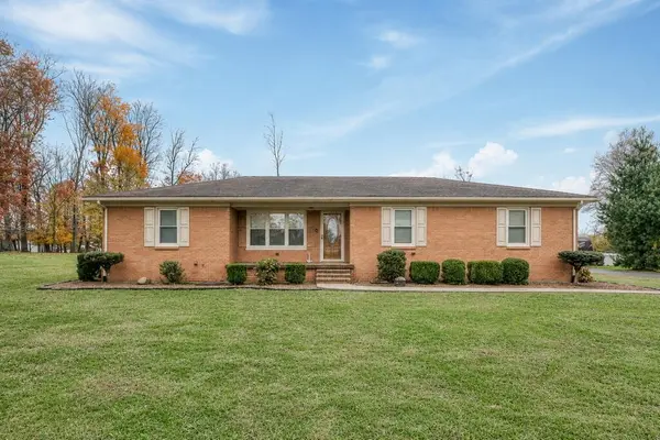 1200 Sullivan Dr, Lafayette, TN 37083