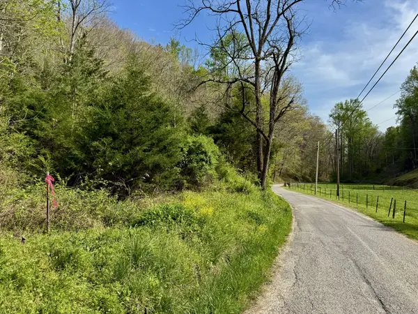 1 Lay Hollow Rd, Sharps Chapel, TN 37866