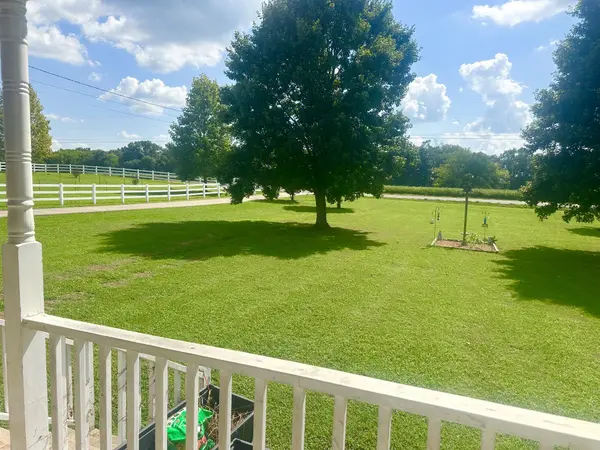 4375 Matthews Rd, Cedar Hill, TN 37032