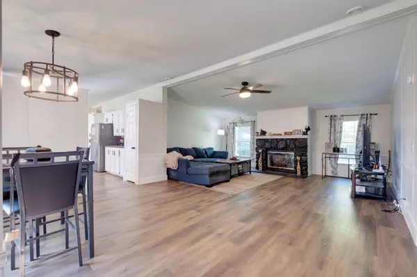3803 Old Greenbrier Pike, Springfield, TN 37172