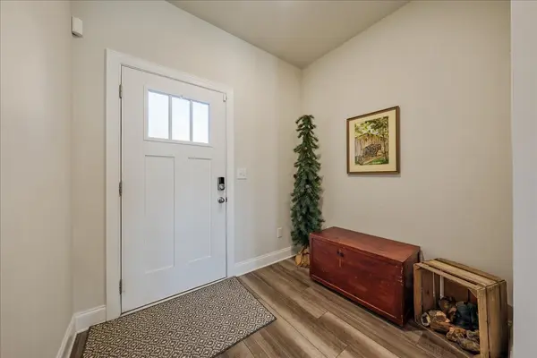 729 Prairie View Dr, Columbia, TN 38401