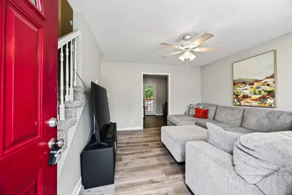 313 Lafayette Point Cir, Clarksville, TN 37042