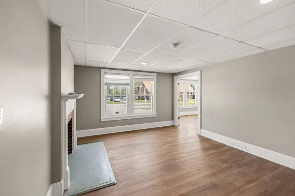 1313 Fort Campbell Blvd, Clarksville, TN 37042