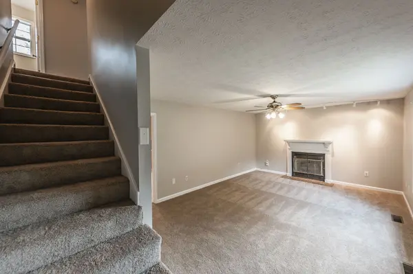 1241 Timberwood Dr, Gallatin, TN 37066