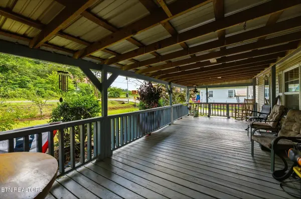 220 County Road 475, Etowah, TN 37331