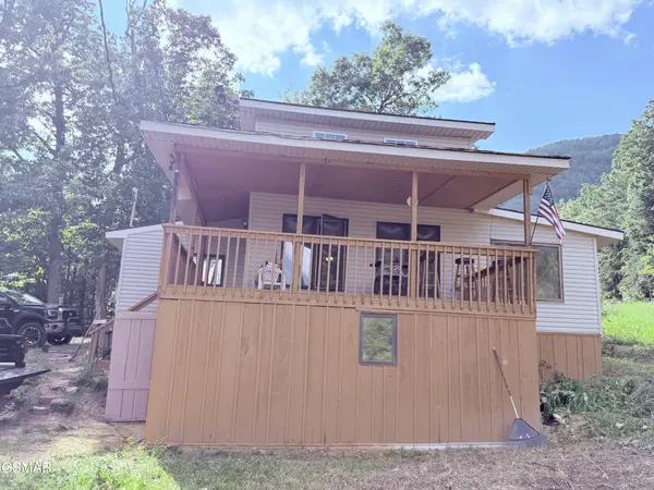 999 Manna Way, Cosby, TN 37722