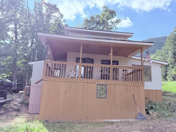 999 Manna Way, Cosby, TN 37722