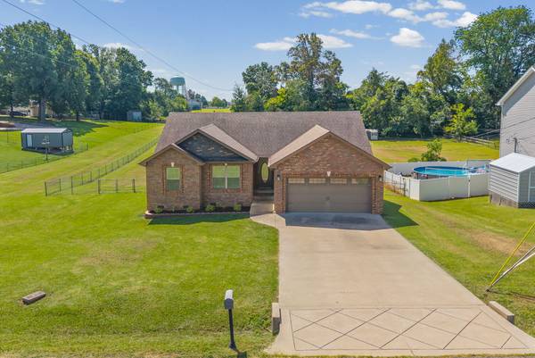 2432 Artie Manning Rd, Clarksville, TN 37042