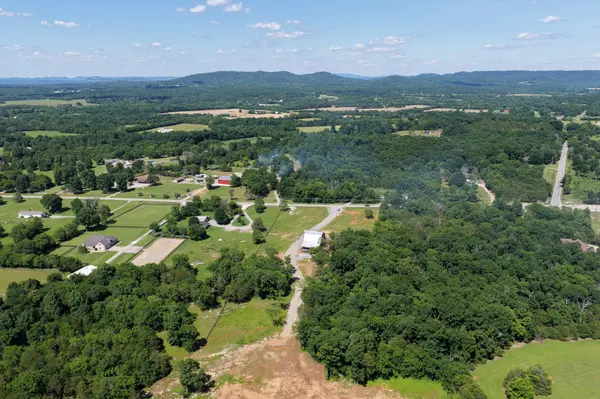10400 Manchester Pike, Christiana, TN 37037