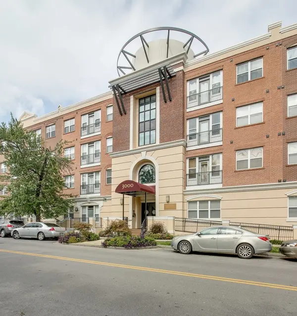3000 Vanderbilt Pl #421, Nashville, TN 37212
