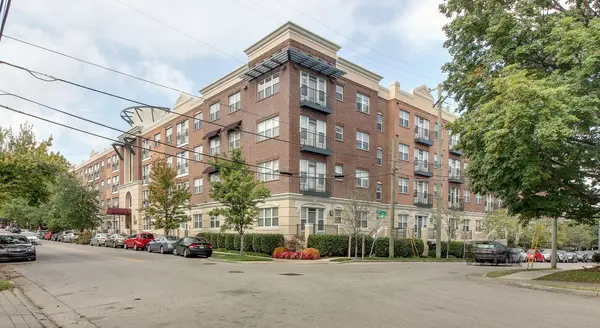 3000 Vanderbilt Pl #421, Nashville, TN 37212