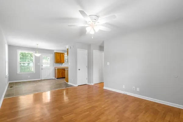354 Woodale Dr, Clarksville, TN 37042