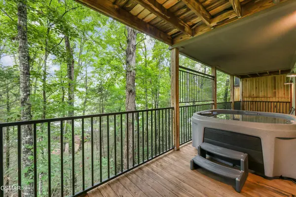 541 Johnson Lane #UNIT 1, Gatlinburg, TN 37738