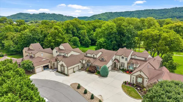 9934 Cattails Meadow Lane, Ooltewah, TN 37363