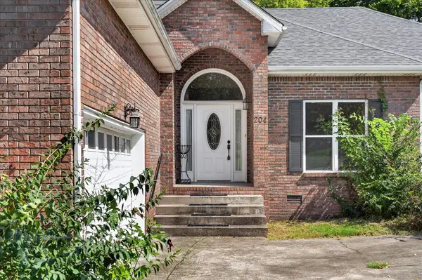 204 Cheshire Rd, Clarksville, TN 37043