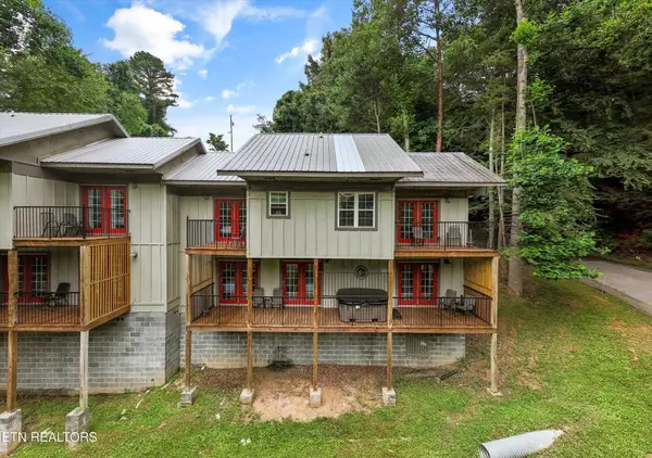 520 Proffitt Rd #1, Gatlinburg, TN 37738