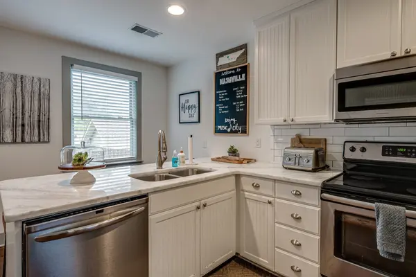 818 Fatherland St #5, Nashville, TN 37206