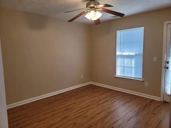 526 Rose Cottage Cir, Gallatin, TN 37066