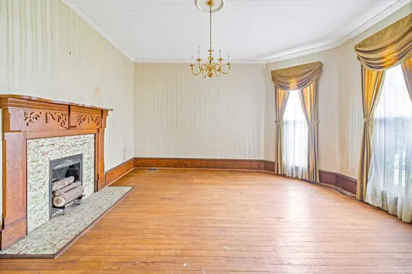 204 S Horton Pkwy, Chapel Hill, TN 37034