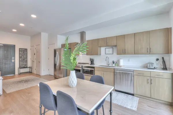 920 South Street #205, Nashville, TN 37203