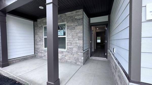 1420 Suzanne Drive, Murfreesboro, TN 37128