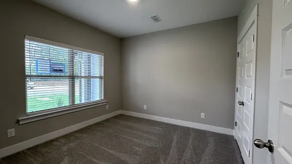 1420 Suzanne Drive, Murfreesboro, TN 37128