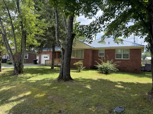 603 Circle Dr, Tullahoma, TN 37388