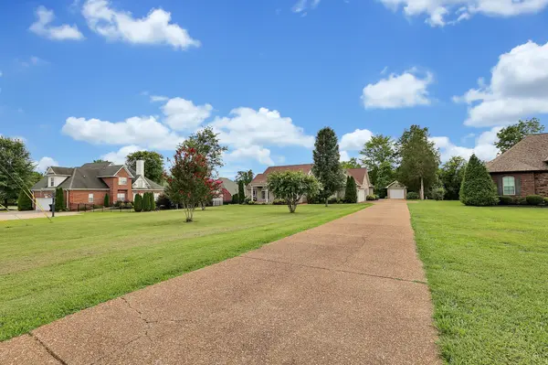 614 Greene Dr, Lebanon, TN 37087