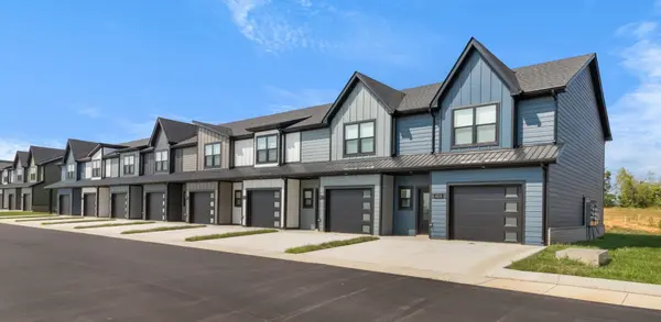 403 Jonathan Wade Circle, Clarksville, TN 37043