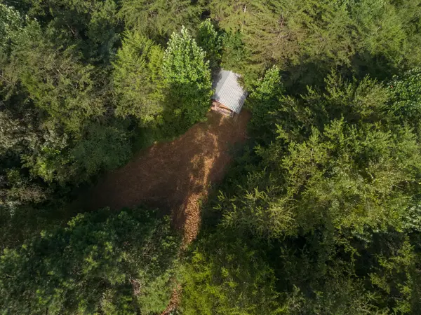 408 Shadden Rd, Tellico Plains, TN 37385