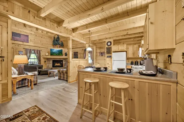 610 Timber Ridge Road, Gatlinburg, TN 37738
