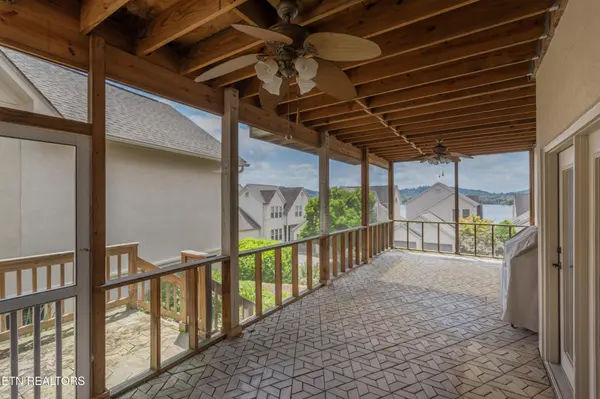 3445 Commodore Point, Knoxville, TN 37922