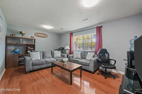 1101 SE Magnet Place, Knoxville, TN 37915