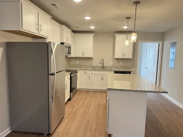 2201 Eldos Trace Cir #B, Clarksville, TN 37042