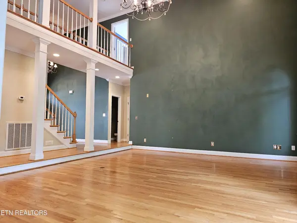 1525 Westport Rd, Knoxville, TN 37922