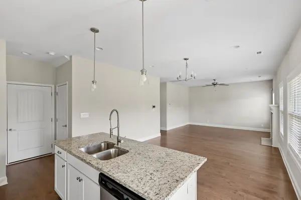2418 Union Pointe Ln, Knoxville, TN 37932