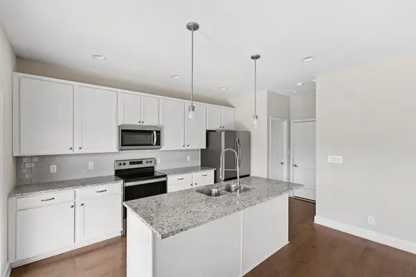 2418 Union Pointe Ln, Knoxville, TN 37932