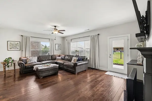 4627 Maryweather Ln, Murfreesboro, TN 37128