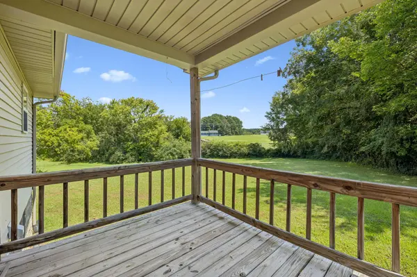362 Oak St, Big Sandy, TN 38221