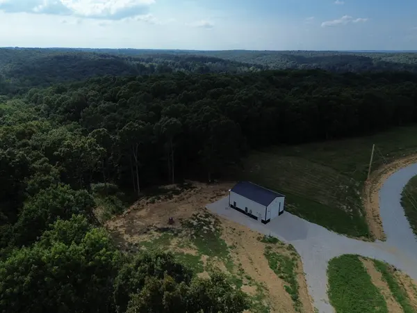 265 Vista Ct, Mc Ewen, TN 37101