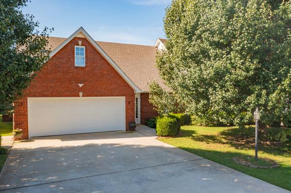 76 Chase Cir, Winchester, TN 37398