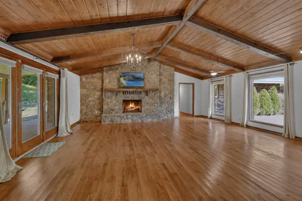 8100 Charlotte Pike, Nashville, TN 37221