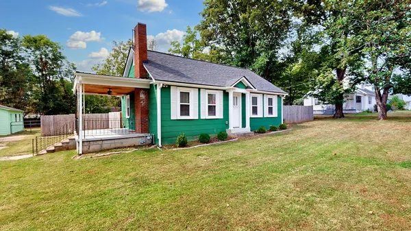 410 College St, Portland, TN 37148