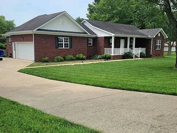 1324 Mockingbird Ln, Murfreesboro, TN 37130