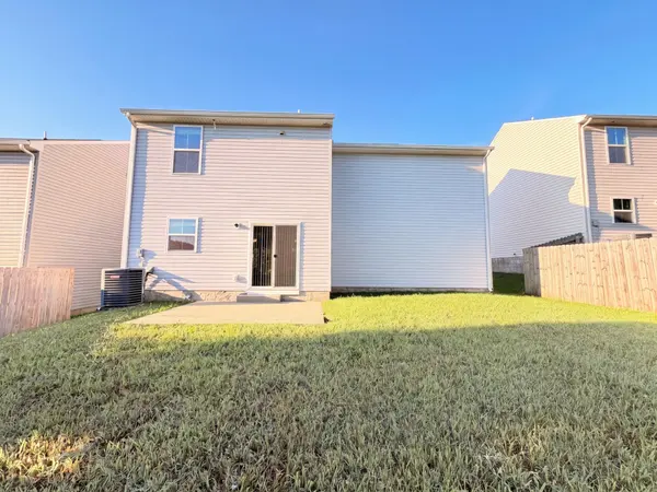 1869 Belle Arbor Dr, Nashville, TN 37207