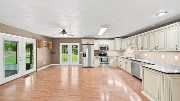 11930 Thatch Rd, Harrison, TN 37341