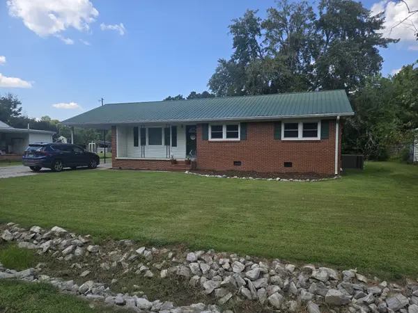 107 Truman St, Waverly, TN 37185